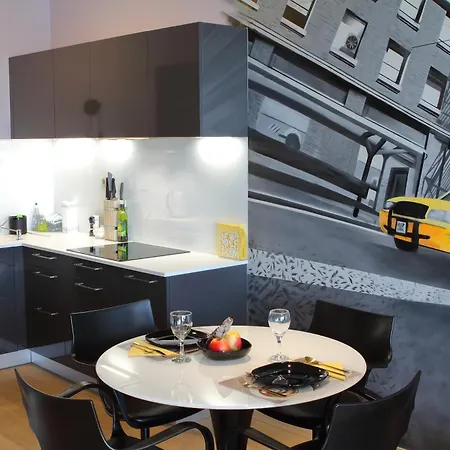 Panorama Oasis - Free Parking On Site - Air Con - Biz Wifi - Netflix *