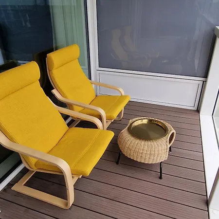 アパート Panorama Oasis - Free Parking On Site - Air Con - Biz Wifi - Netflix ブラチスラヴァ