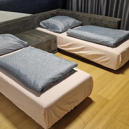 Panorama Oasis - Free Parking On Site - Air Con - Biz Wifi - Netflix * ブラチスラヴァ